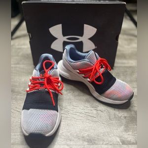 Under Armour Shoes Charged Breathe Lace Pr